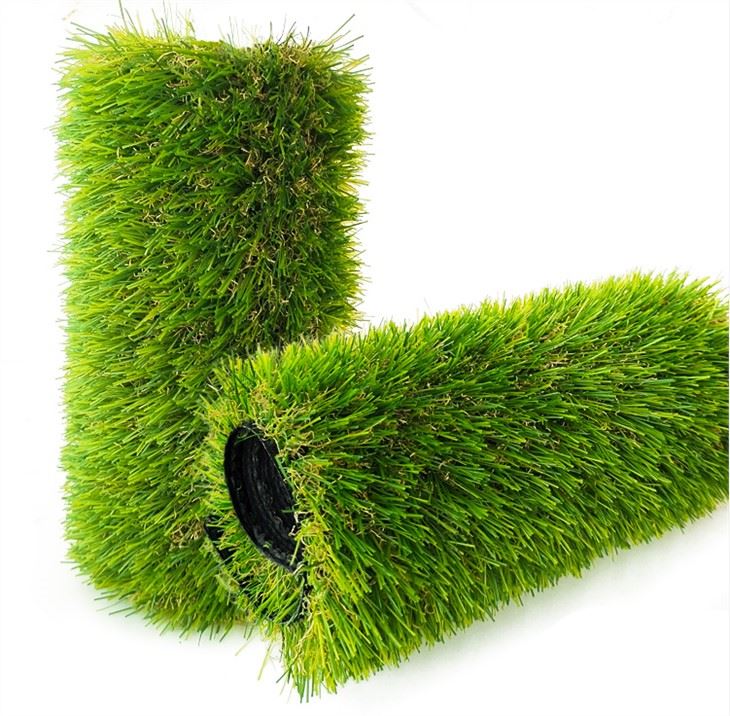 Karpet rumput sintetis